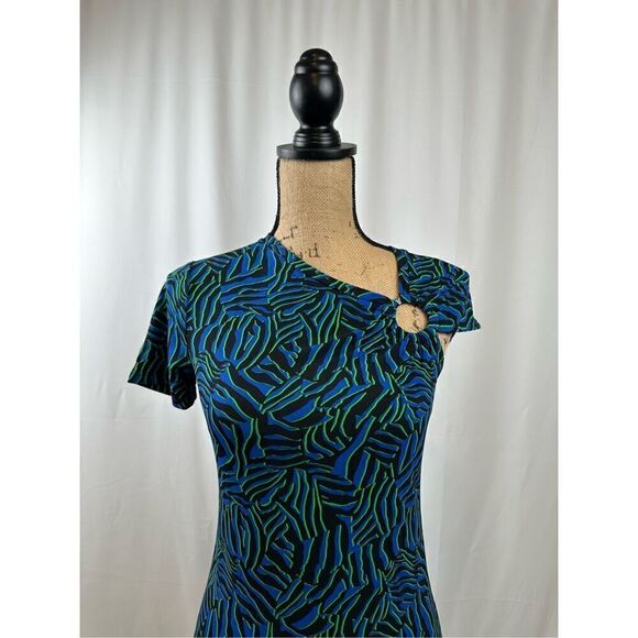 Michael Kors Women’s Blue Unlined Pullover O-Ring Detail Printed Short Sleeve As - Picture 2 of 10